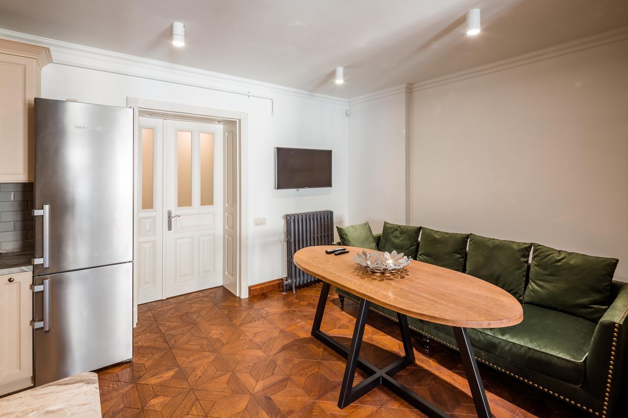 Romari Апартименти Площа Ринок Apartment ลวีฟ ภายนอก รูปภาพ